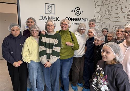 VISEGRADSKÝ FOND V BÁNOVĚ 03.